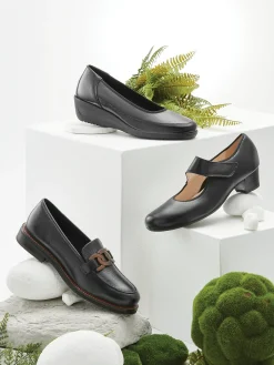 ARA Slip-Ons* black~patent