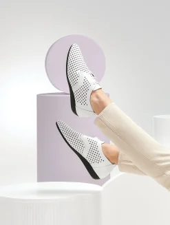 ARCHE Lace-Ups* white