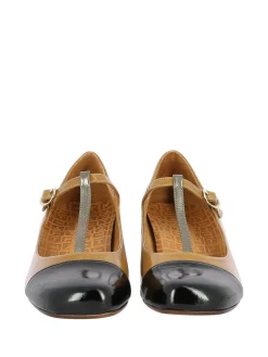 CHIE MIHARA Slip-Ons* sand~black