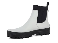 TONI PONS Water Resistant* ice